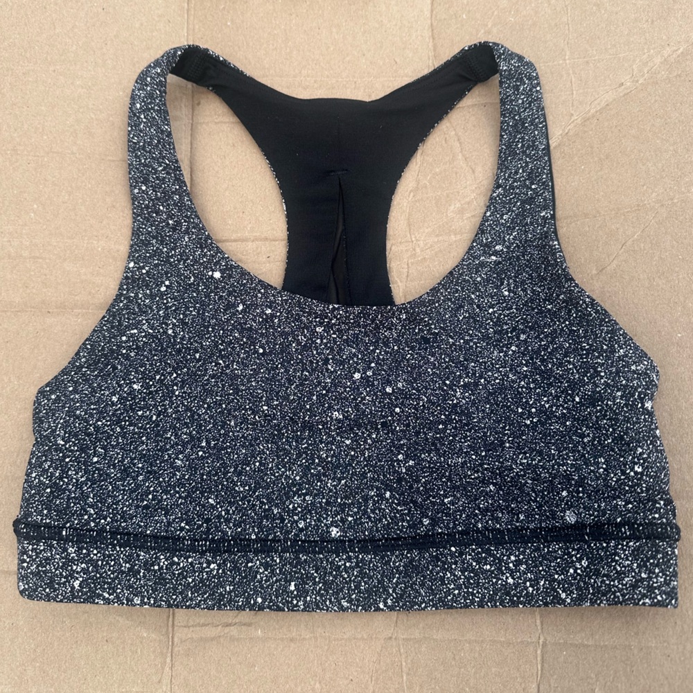 Lululemon Bra NWOT Size 4